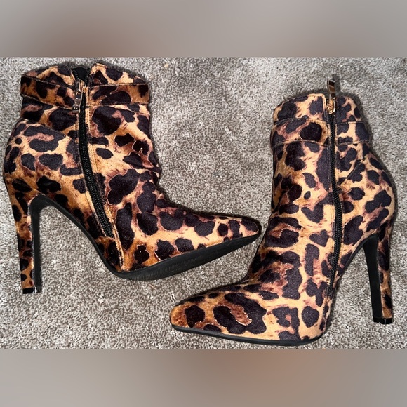 IDIFU Booties - Picture 3 of 6